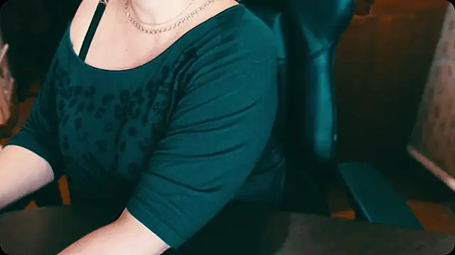 AlisaHot55 online show from December 2024 10:01:01 PM