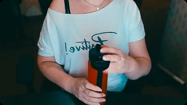 AlisaHot55 online show from October 2025 10:11:01 AM