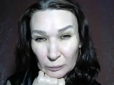 PrettyAndWild online show from January 2025 04:21:01 PM