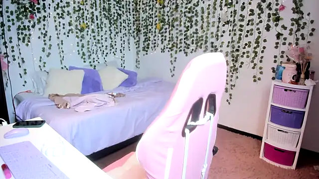 violeta milleer online show from September 2025 03:12:02 PM