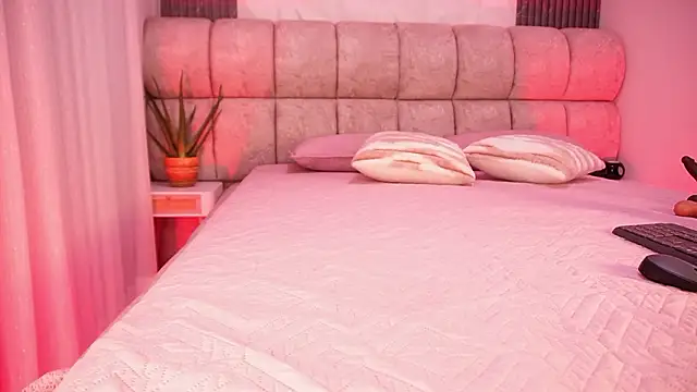 katy rioss online show from January 2026 12:10:02 PM