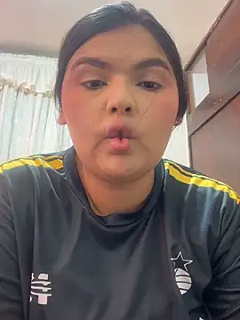 Lia sexx online show from February 2026 06:35:02 PM