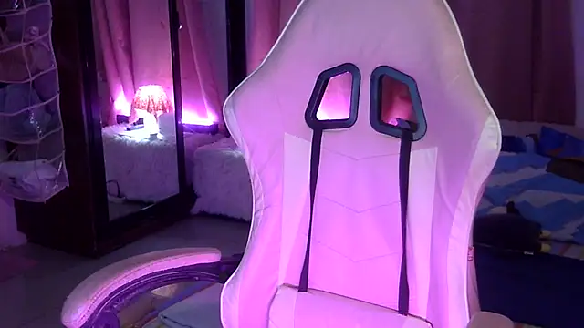 yourbabe Brielle online show from November 2025 06:46:01 AM