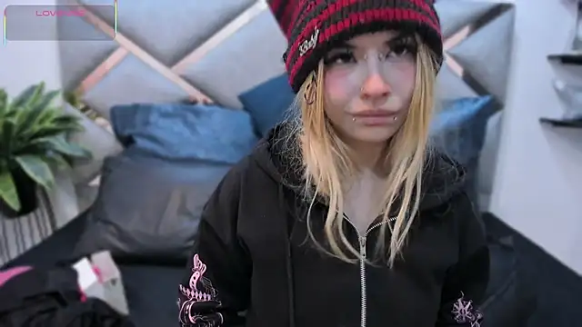 Keidy rose online show from October 2025 07:04:02 PM