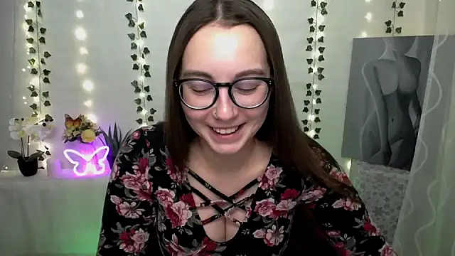 Snapshot of SweetPrincess_ chatting on January 2025 06:47:01 AM SweetPrincess online show from January 2025 06:47:01 AM