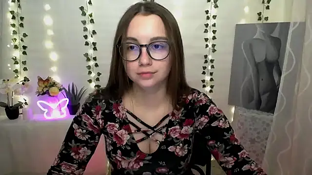 Snapshot of SweetPrincess_ chatting on January 2025 04:15:01 PM SweetPrincess online show from January 2025 04:15:01 PM