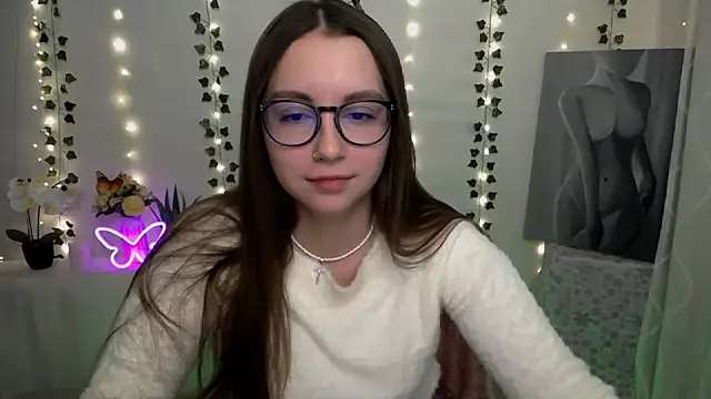 Snapshot of SweetPrincess_ chatting on February 2025 06:51:02 AM SweetPrincess online show from February 2025 06:51:02 AM