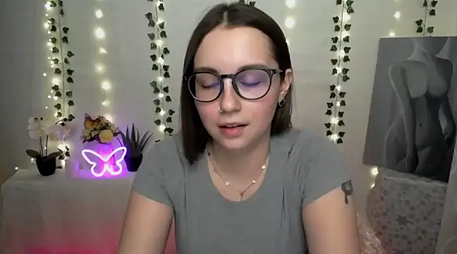 Snapshot of SweetPrincess_ chatting on February 2025 06:37:01 AM SweetPrincess online show from February 2025 06:37:01 AM