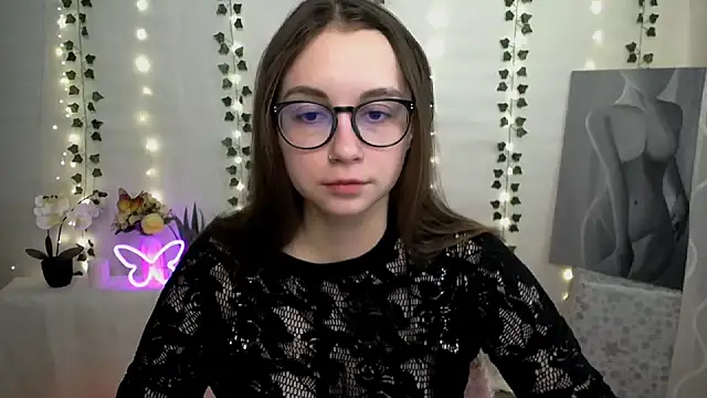 Snapshot of SweetPrincess_ chatting on March 2025 10:37:01 AM SweetPrincess online show from March 2025 10:37:01 AM