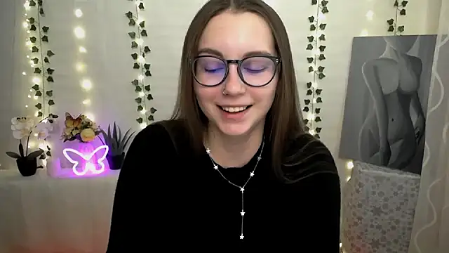 Snapshot of SweetPrincess_ chatting on March 2025 06:16:02 AM SweetPrincess online show from March 2025 06:16:02 AM