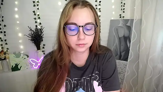 Snapshot of SweetPrincess_ chatting on September 2025 05:40:01 AM SweetPrincess online show from September 2025 05:40:01 AM