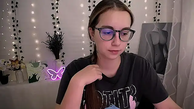 Snapshot of SweetPrincess_ chatting on September 2025 05:40:02 AM SweetPrincess online show from September 2025 05:40:02 AM