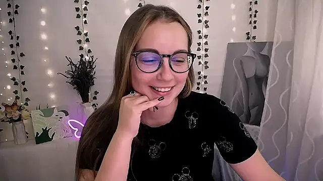 Snapshot of SweetPrincess_ chatting on September 2025 05:40:01 AM SweetPrincess online show from September 2025 05:40:01 AM