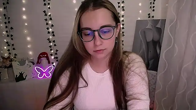 Snapshot of SweetPrincess_ chatting on October 2025 05:32:01 AM SweetPrincess online show from October 2025 05:32:01 AM