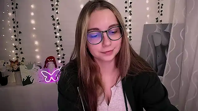 Snapshot of SweetPrincess_ chatting on October 2025 05:52:01 AM SweetPrincess online show from October 2025 05:52:01 AM