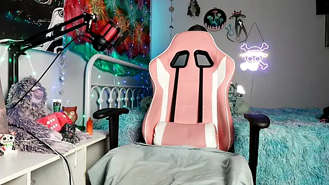 baebaeblueXXX online show from November 2025 03:25:01 PM