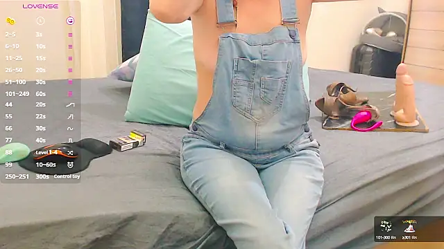 crazywoman34 online show from February 2025 11:43:02 AM