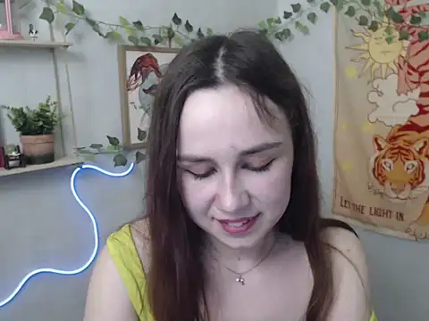 VeryVeryVeryShy  online show from April 2026 05:50:02 PM