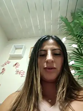 little antonela online show from October 2025 04:59:01 PM
