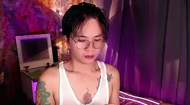 Snapshot of Sexy_Handsome_Drex chatting on December 2024 09:10:01 AM Sexy Handsome Drex online show from December 2024 09:10:01 AM