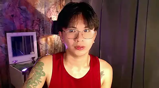 Snapshot of Sexy_Handsome_Drex chatting on January 2025 08:52:01 AM Sexy Handsome Drex online show from January 2025 08:52:01 AM