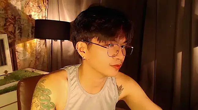 Snapshot of Sexy_Handsome_Drex chatting on January 2025 11:22:01 AM Sexy Handsome Drex online show from January 2025 11:22:01 AM