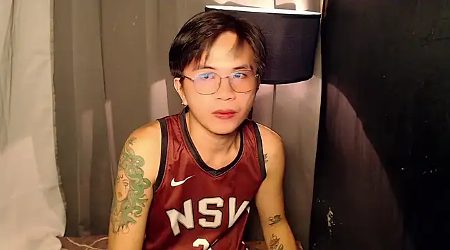 Snapshot of Sexy_Handsome_Drex chatting on March 2025 10:32:02 AM Sexy Handsome Drex online show from March 2025 10:32:02 AM