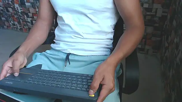 sexatlexx online show from October 2025 04:25:02 PM