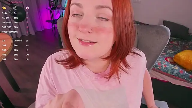 Snapshot of Alice_CutePerv chatting on February 2025 01:25:01 PM Alice CutePerv online show from February 2025 01:25:01 PM