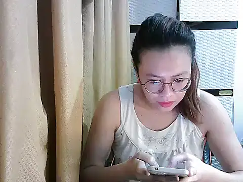 crizzybel online show from November 2025 09:25:01 PM