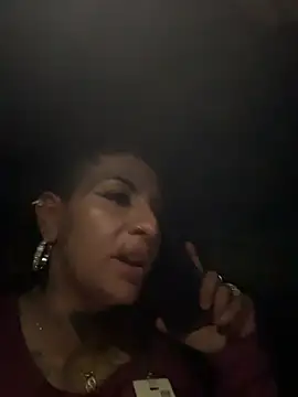 prettypurplep online show from November 2025 04:55:02 AM