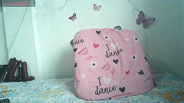 Snapshot of samantha_hot10 chatting on February 2025 02:55:02 PM samantha hot10 online show from February 2025 02:55:02 PM