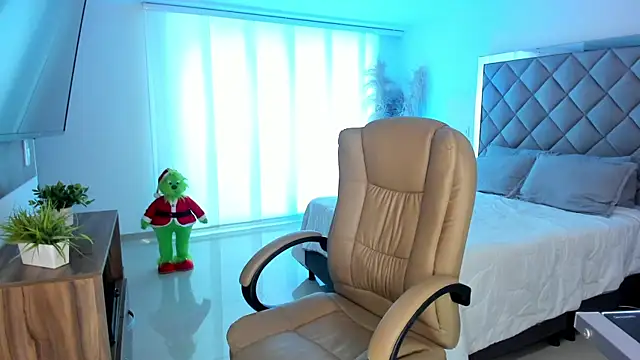 morganaramirez online show from December 2024 03:31:02 PM