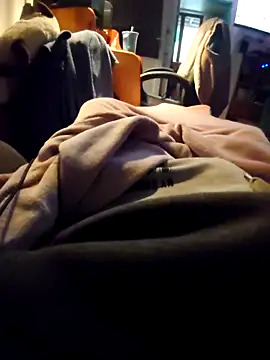 Snapshot of anonymus9006 chatting on January 2026 02:43:02 PM anonymus9006 online show from January 2026 02:43:02 PM