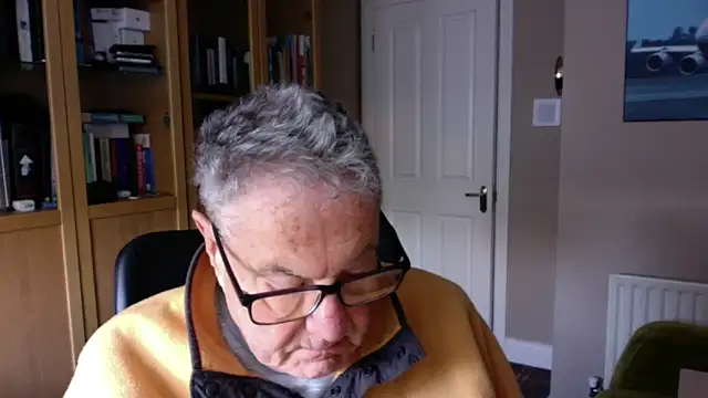 Snapshot of Oldpistolpete chatting on January 2025 10:54:01 AM Oldpistolpete online show from January 2025 10:54:01 AM