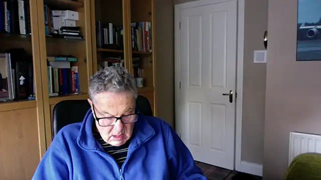 Snapshot of Oldpistolpete chatting on January 2025 10:17:01 AM Oldpistolpete online show from January 2025 10:17:01 AM