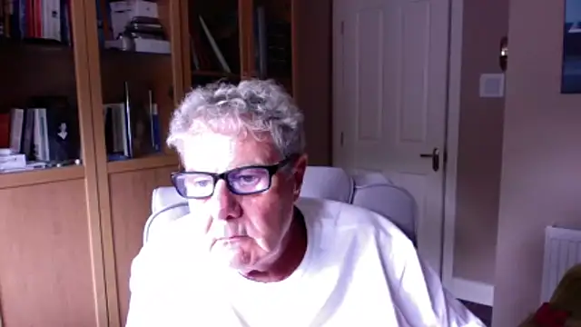 Snapshot of Oldpistolpete chatting on June 2026 04:23:01 PM Oldpistolpete online show from June 2026 04:23:01 PM