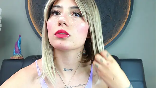 miss sharlotte18 online show from November 2025 06:09:02 PM