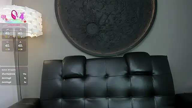 Snapshot of miss_vaiolette chatting on March 2025 11:08:02 AM miss vaiolette online show from March 2025 11:08:02 AM