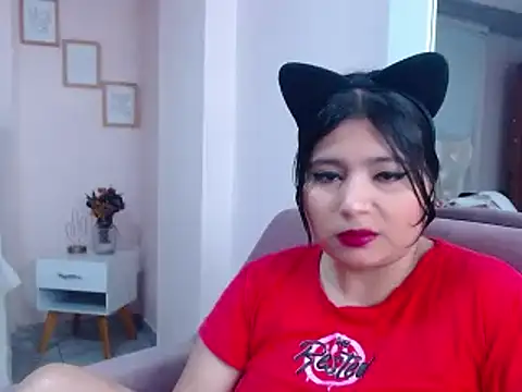 annylouis online show from February 2025 01:41:02 AM