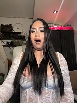 BigDominaMia online show from October 2025 03:01:01 PM