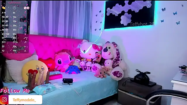 Snapshot of Teffy__xxx chatting on February 2025 10:09:02 PM Teffy xxx online show from February 2025 10:09:02 PM