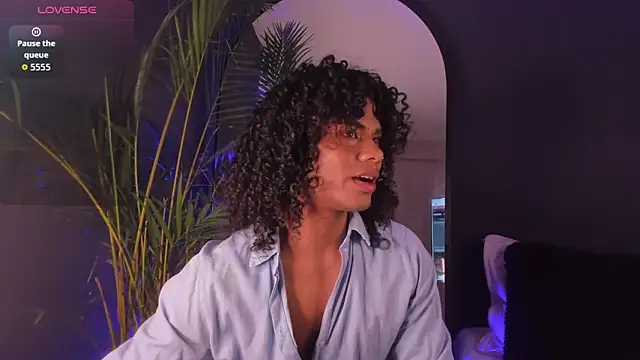 Lucas eevans online show from September 2025 01:58:01 PM