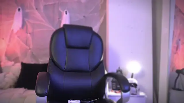 Frank Farrell online show from November 2025 12:45:02 AM