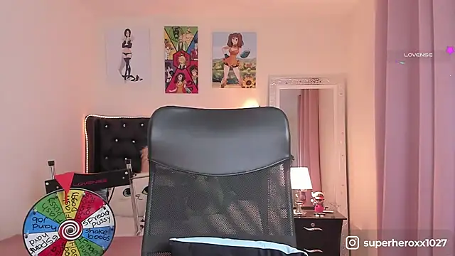 superheroxx online show from September 2025 12:54:02 AM