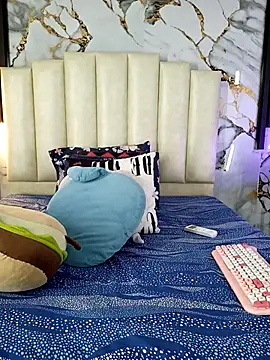 mollieblue69 online show from February 2026 12:53:02 PM