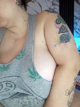 mollieblue69 online show from February 2026 01:08:02 PM