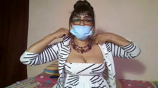 Snapshot of tharu_sweet chatting on March 2025 07:05:01 PM tharu sweet online show from March 2025 07:05:01 PM