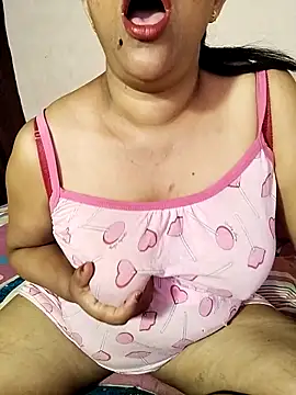 Snapshot of tharu_sweet chatting on March 2025 02:33:02 PM tharu sweet online show from March 2025 02:33:02 PM