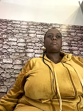 Snapshot of Biggblackboobs chatting on October 2025 09:51:02 AM Biggblackboobs online show from October 2025 09:51:02 AM